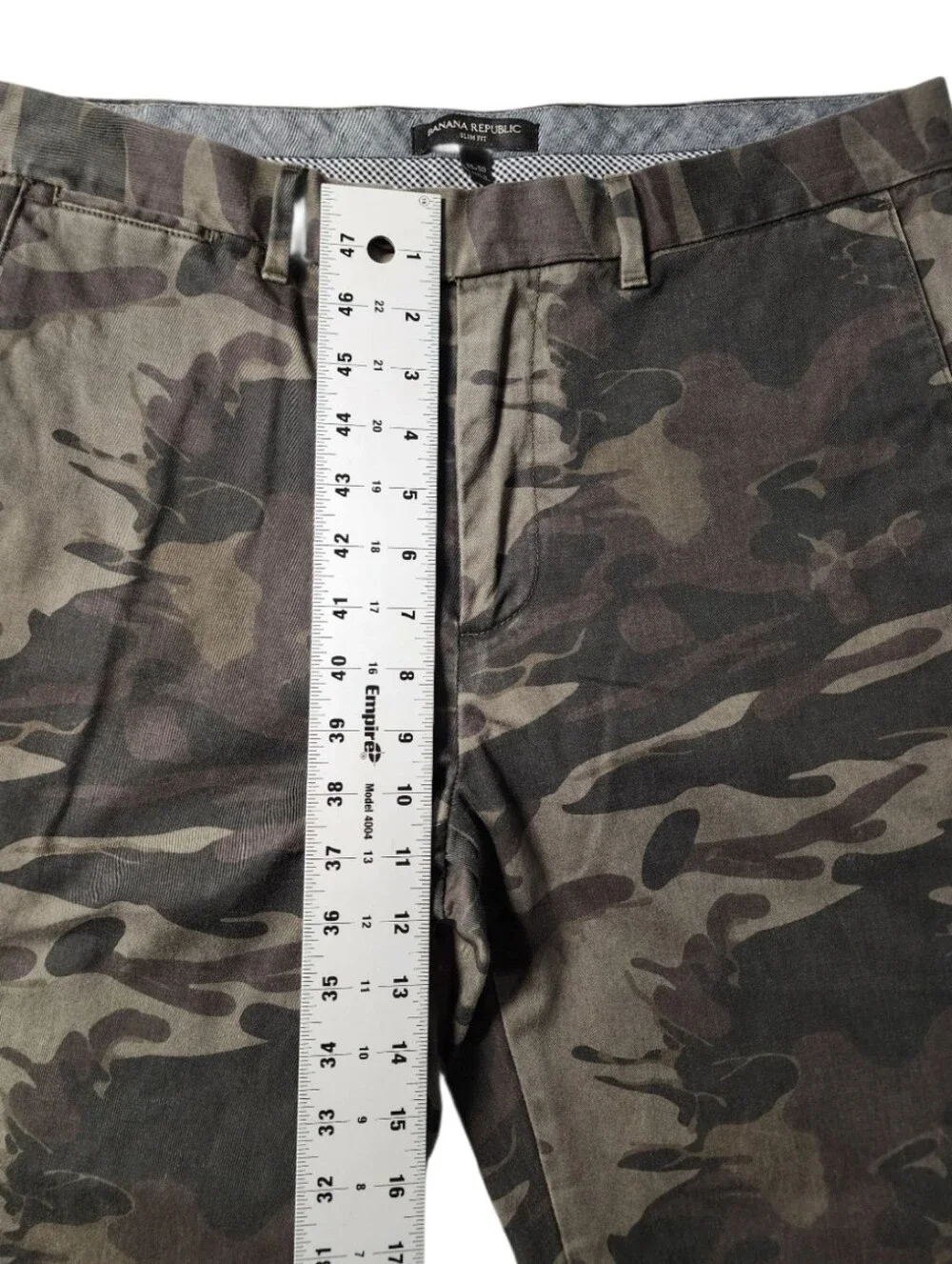 Banana Republic Men's Slim Fit Camouflage Print Chino Pants Size 33x30